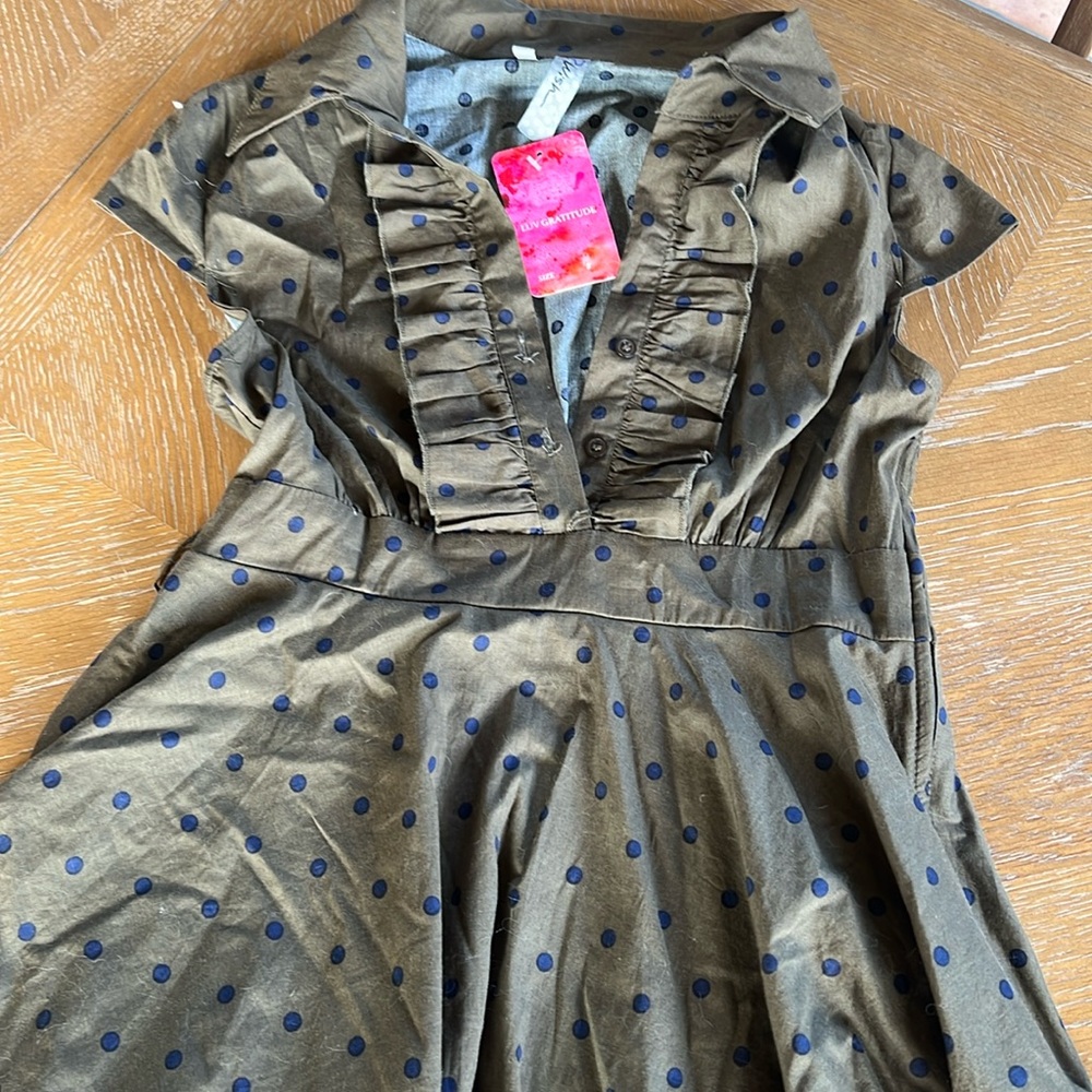 R Wish cute dress midi new Polk a dot netting underneath new size medium